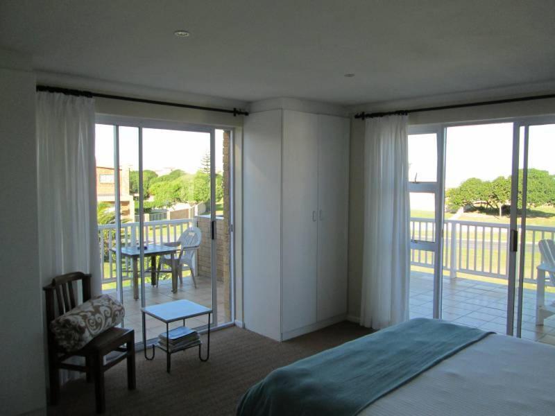 Nell'S B&B Kleinbaai Экстерьер фото