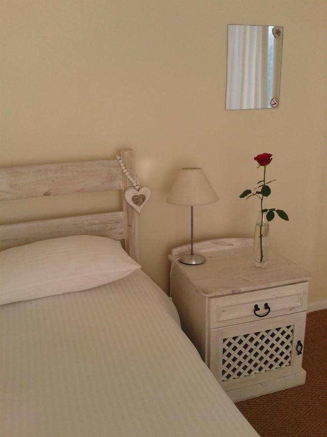 Nell'S B&B Kleinbaai Экстерьер фото